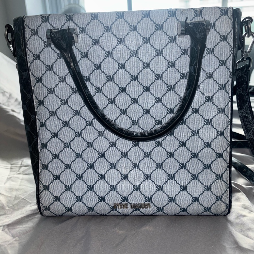 Stylish Steve Madden Tote Bag - light blue and denim blue